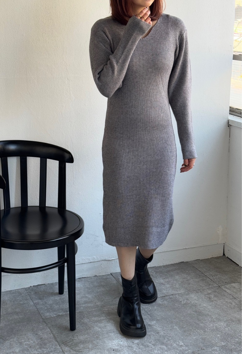 ニットワンピース