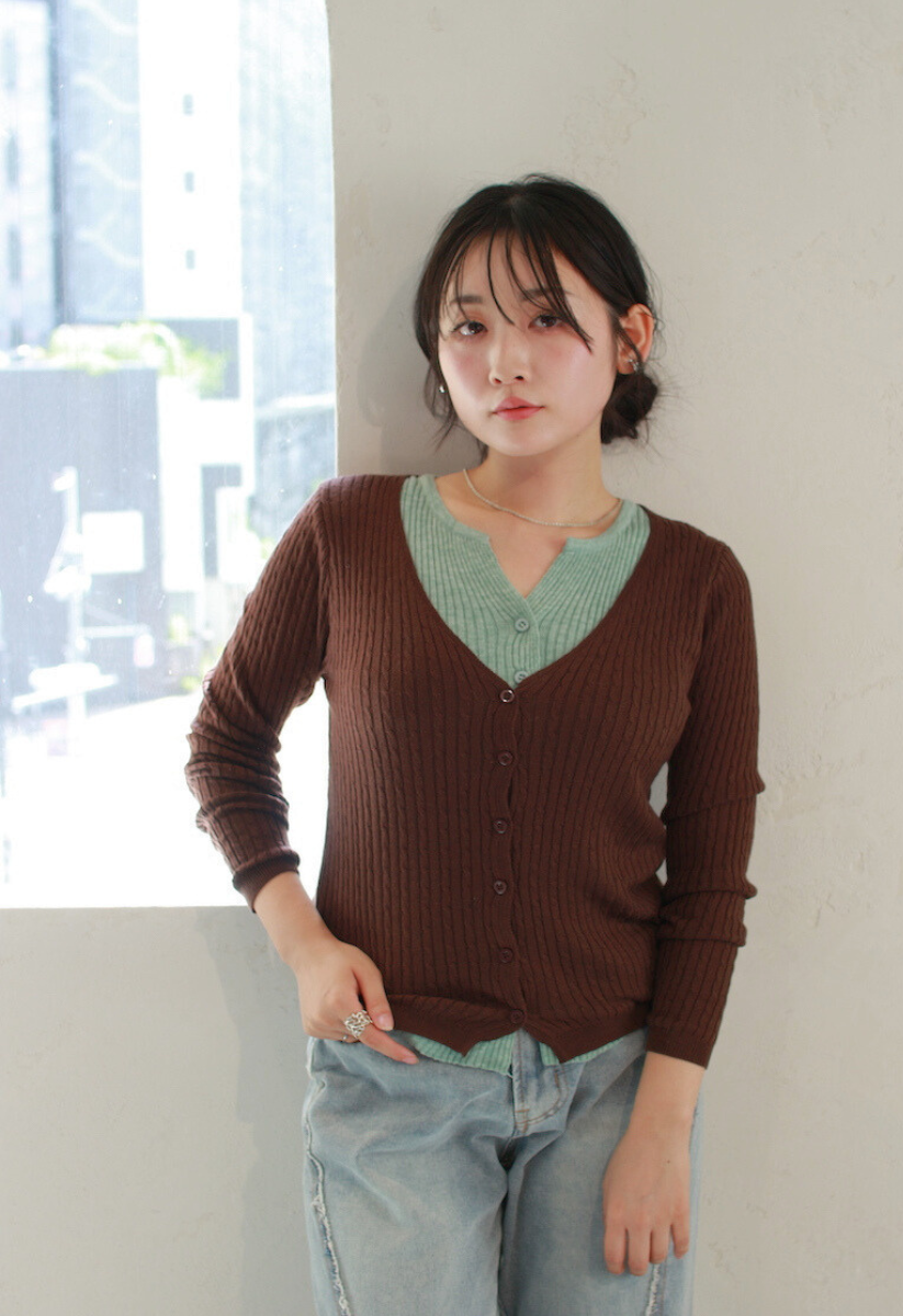 フェイク2ピース ケーブルニットカーデ