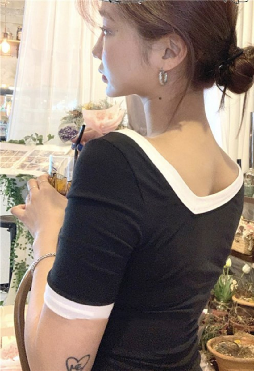 エッジネックTシャツ