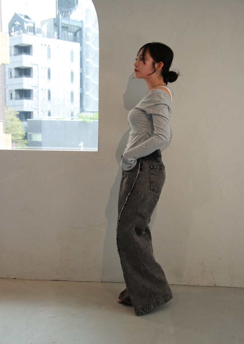 レイヤード風オフショルダートップス