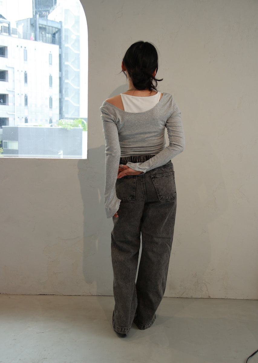 レイヤード風オフショルダートップス