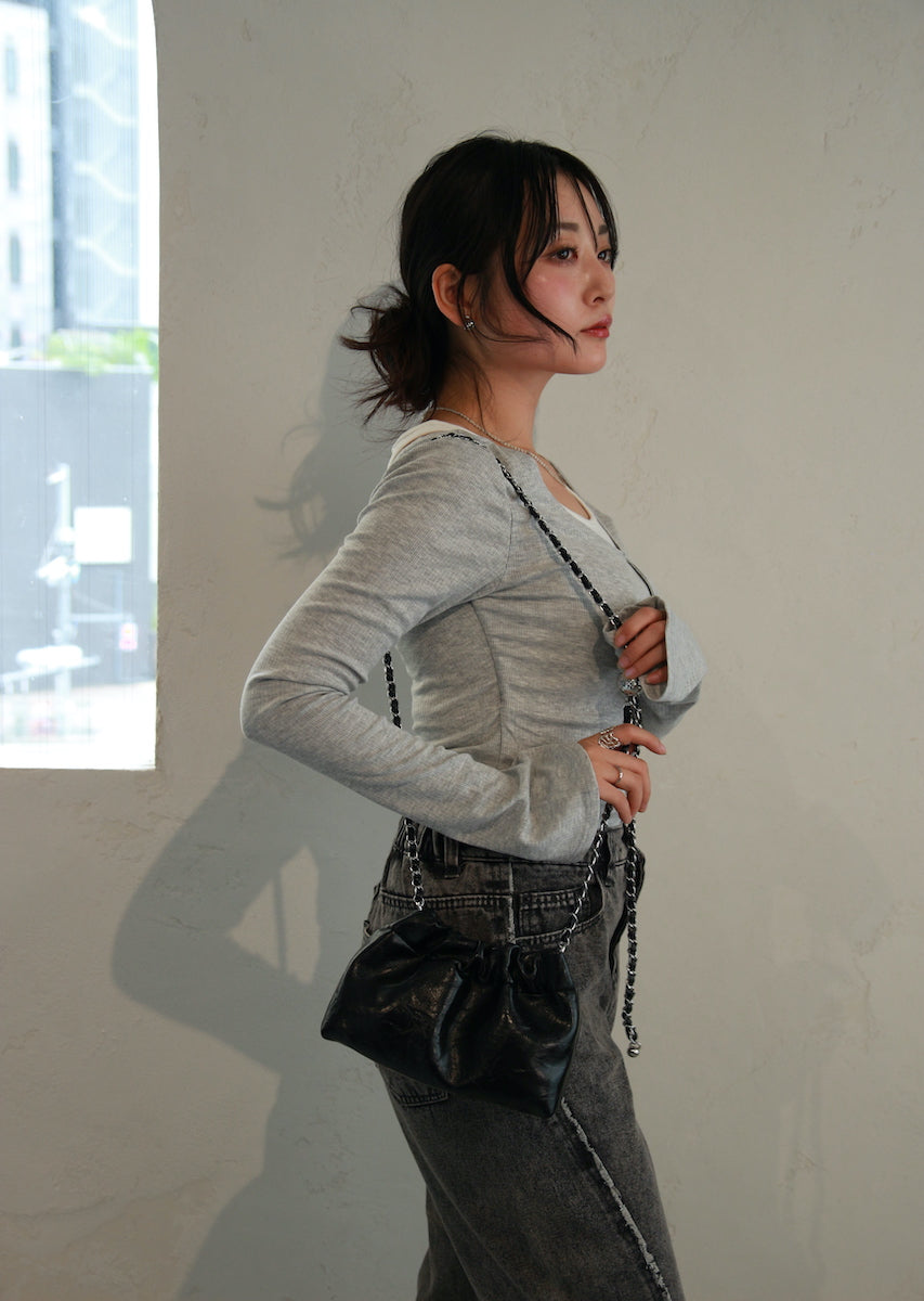 チェーンショルダー 巾着バッグ