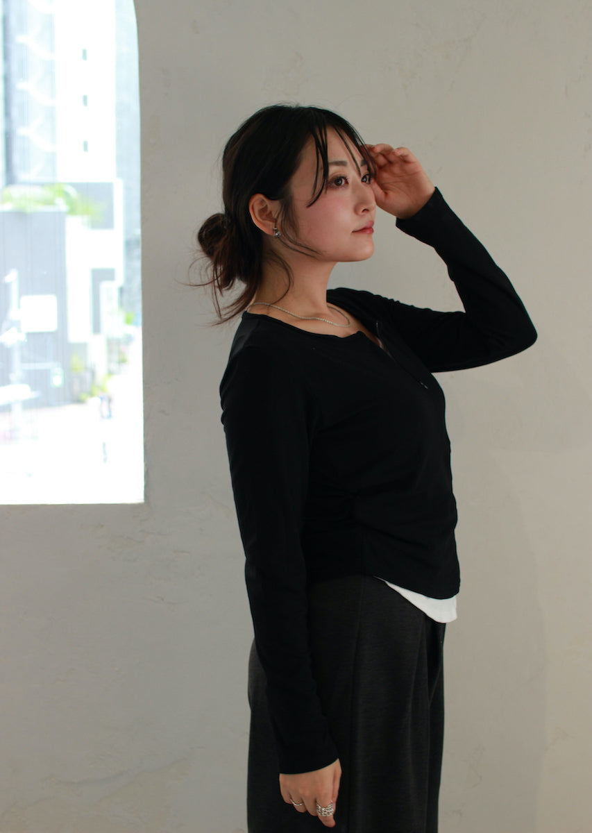 モードジップトップス