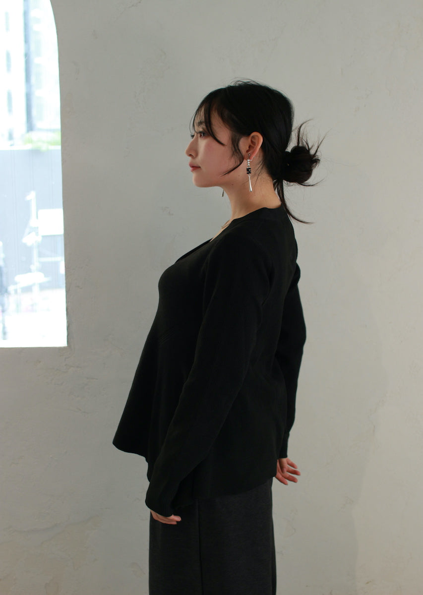 ペプラムニットカーディガン