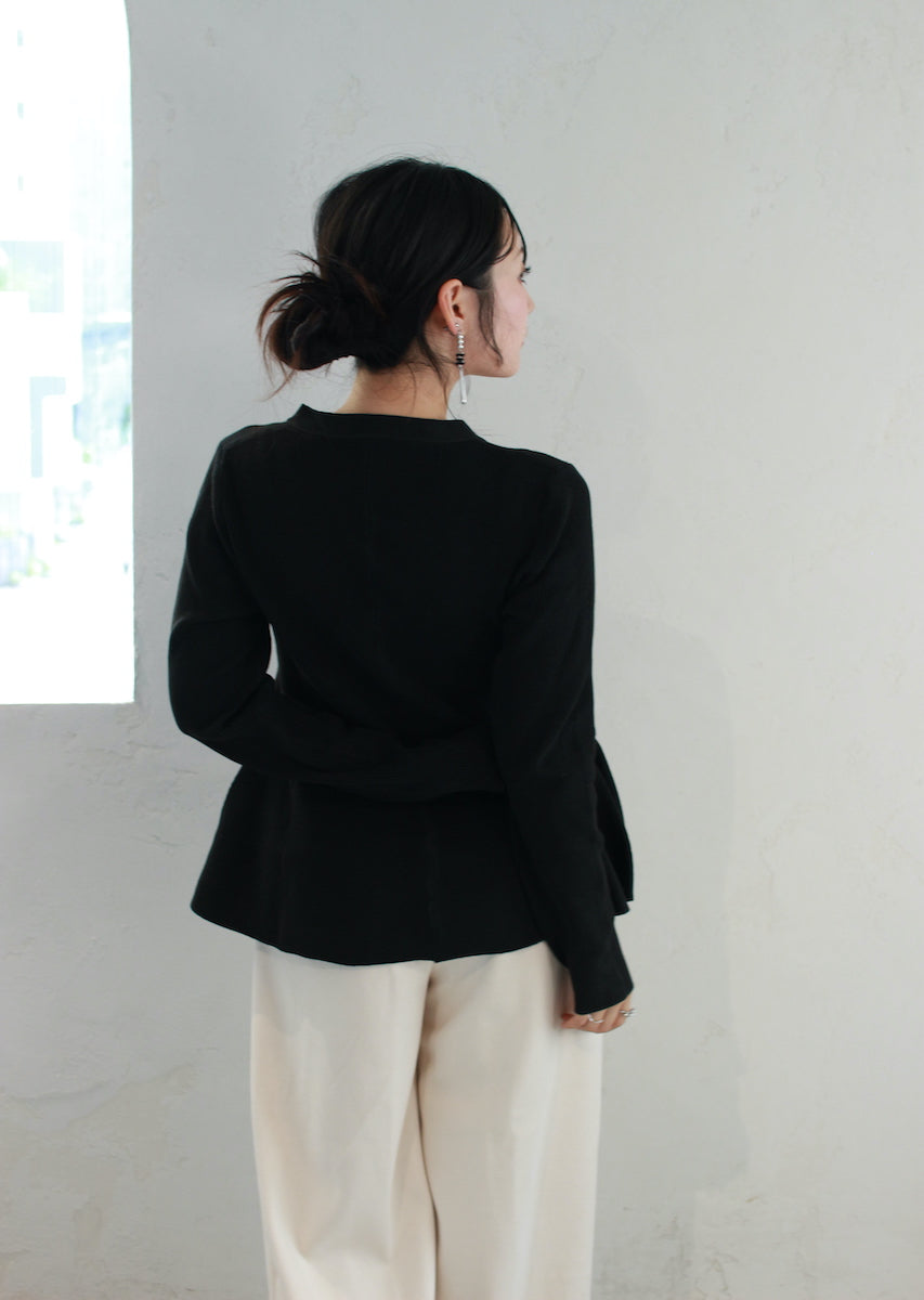 ペプラムニットカーディガン