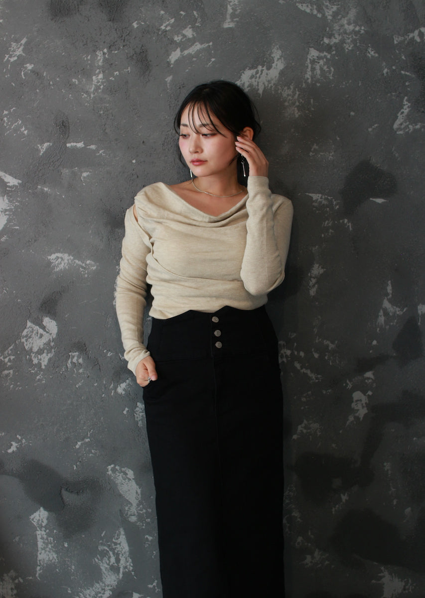 ドレープネックニットトップス