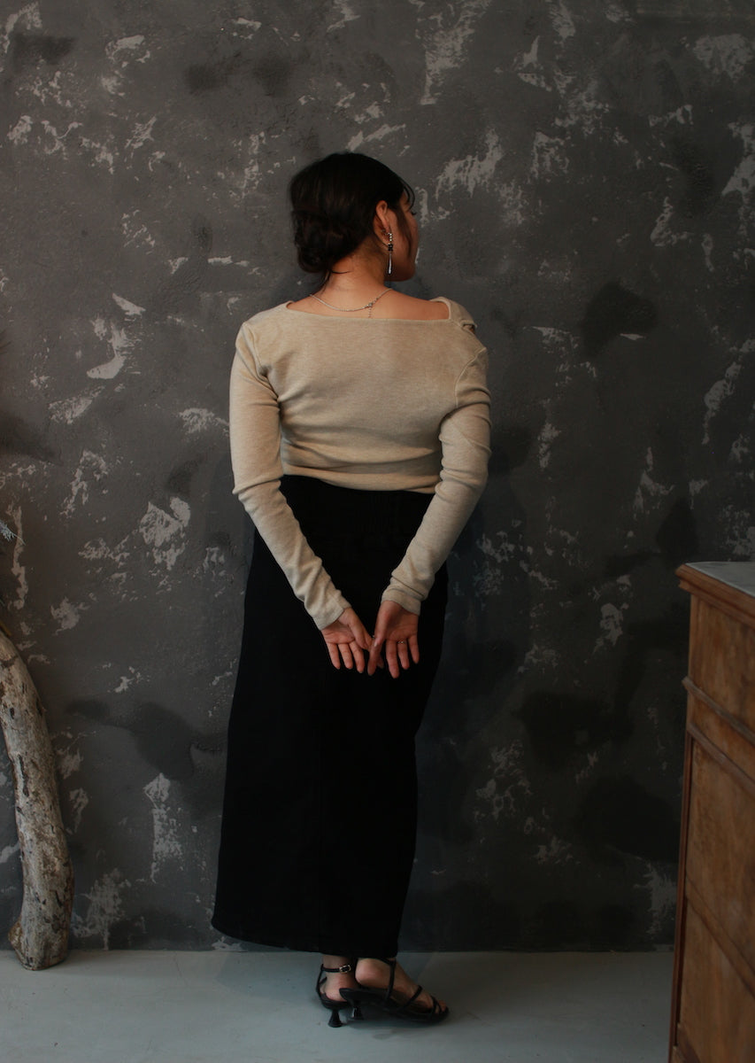 ドレープネックニットトップス