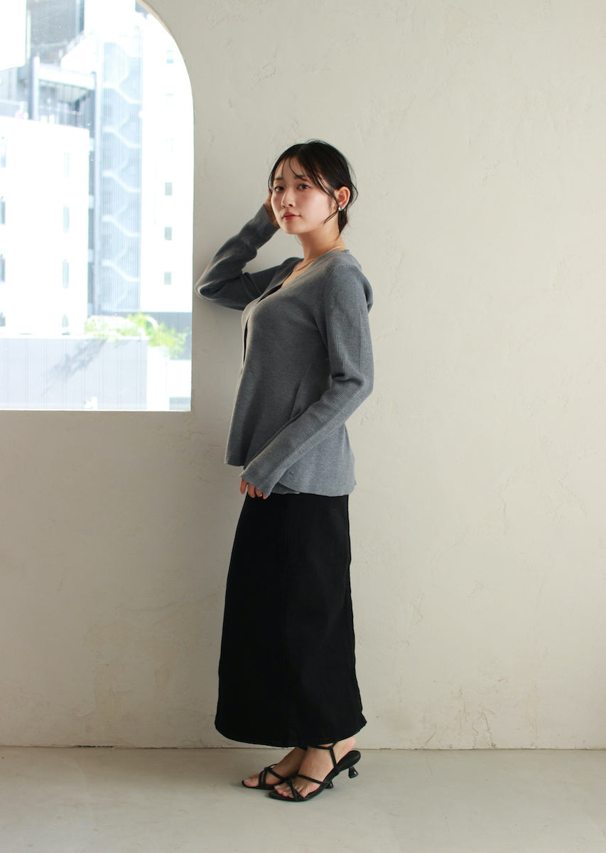 ペプラムニットカーディガン