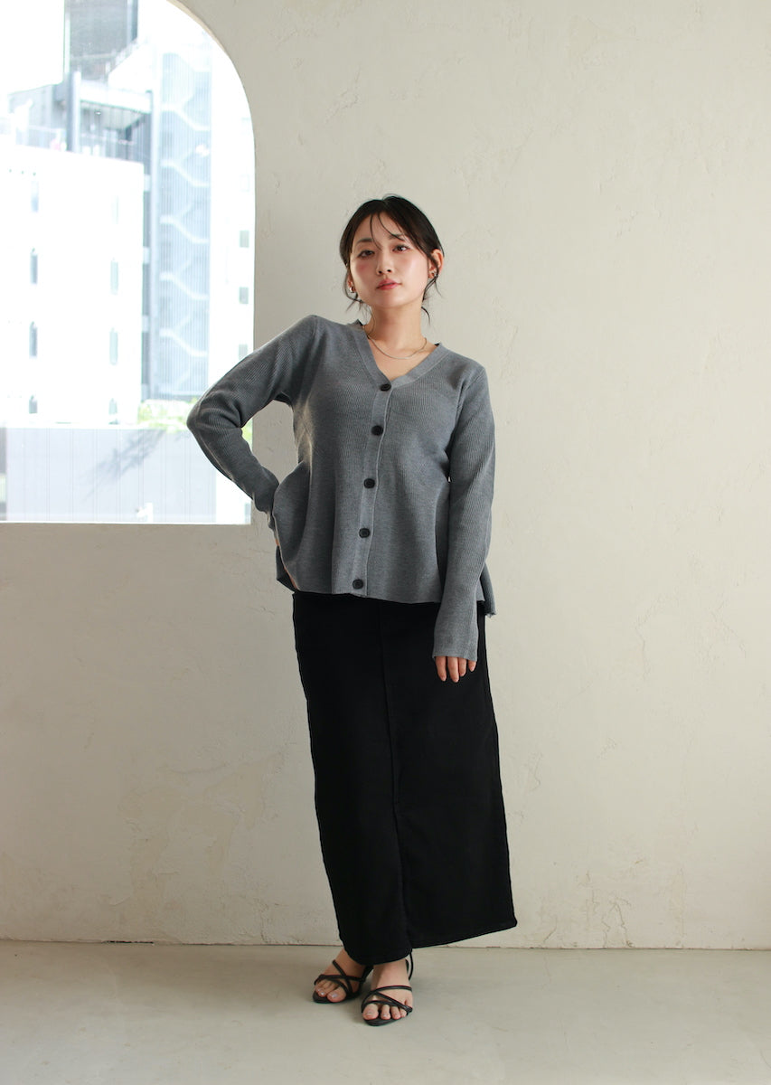 ペプラムニットカーディガン