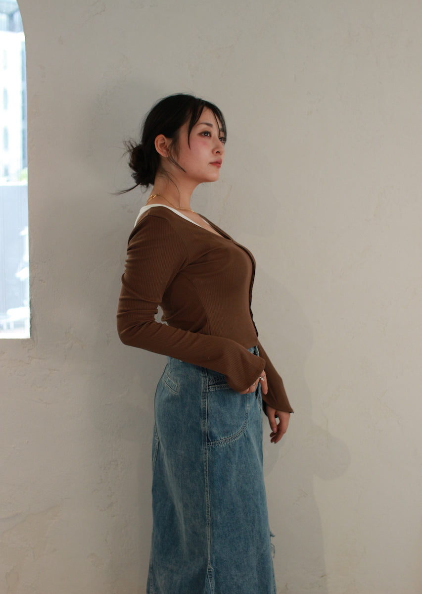 レイヤード風オフショルダートップス