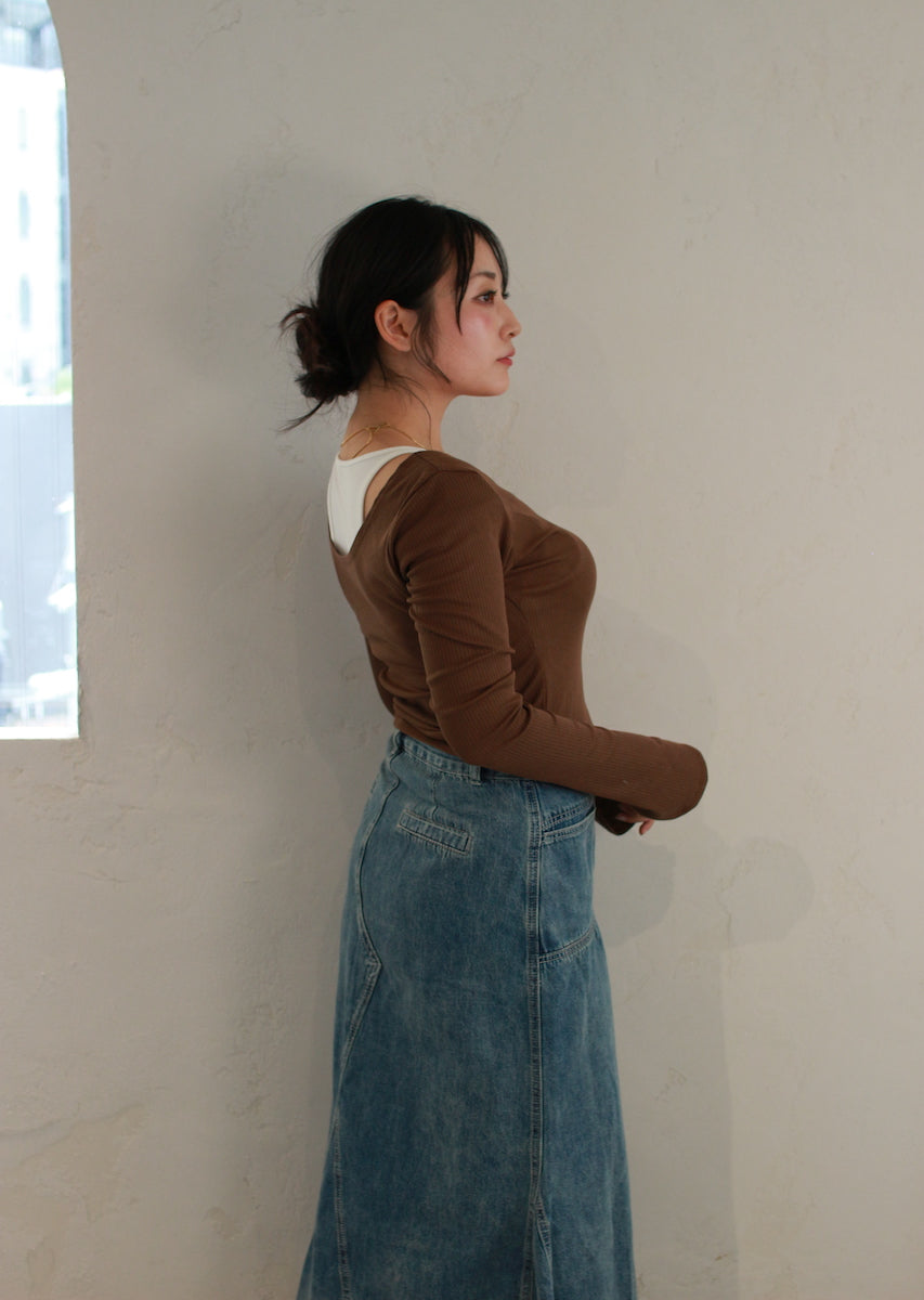 レイヤード風オフショルダートップス