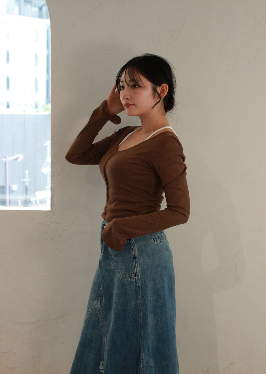 レイヤード風オフショルダートップス