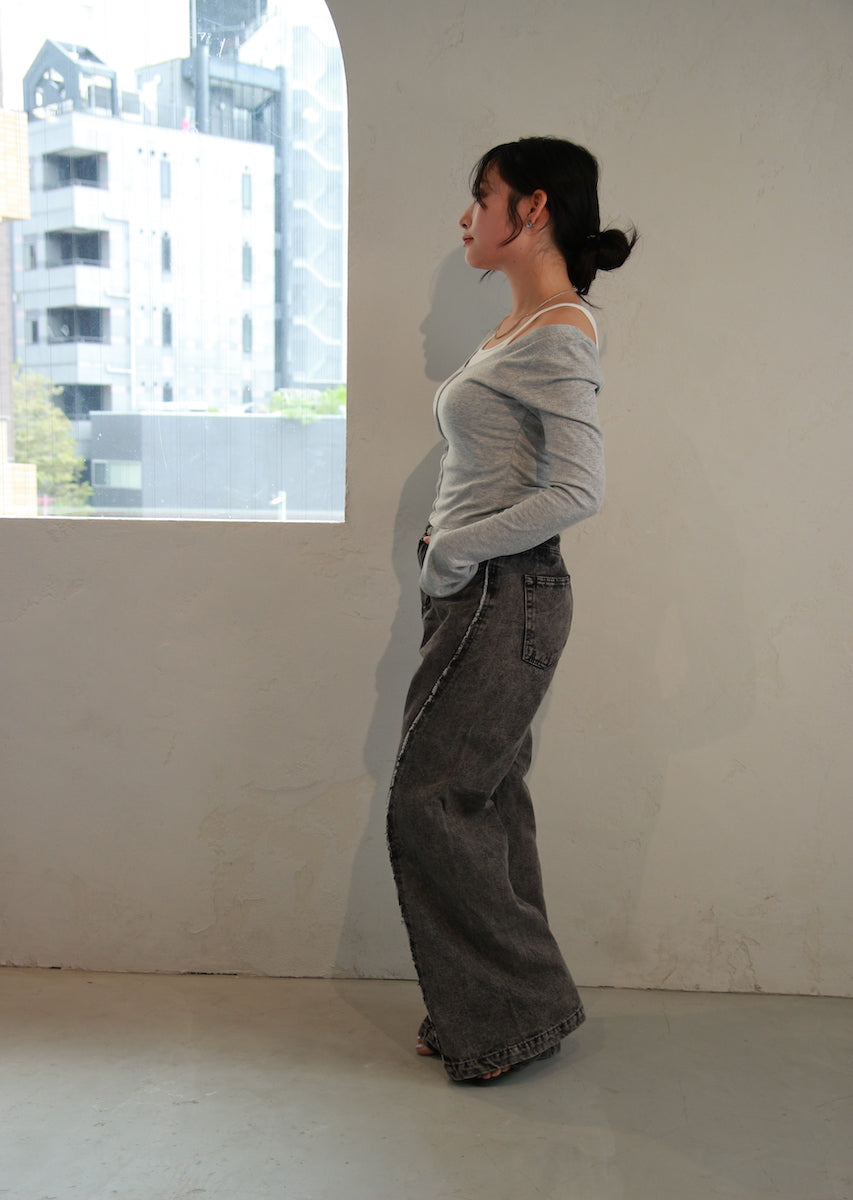 レイヤード風オフショルダートップス