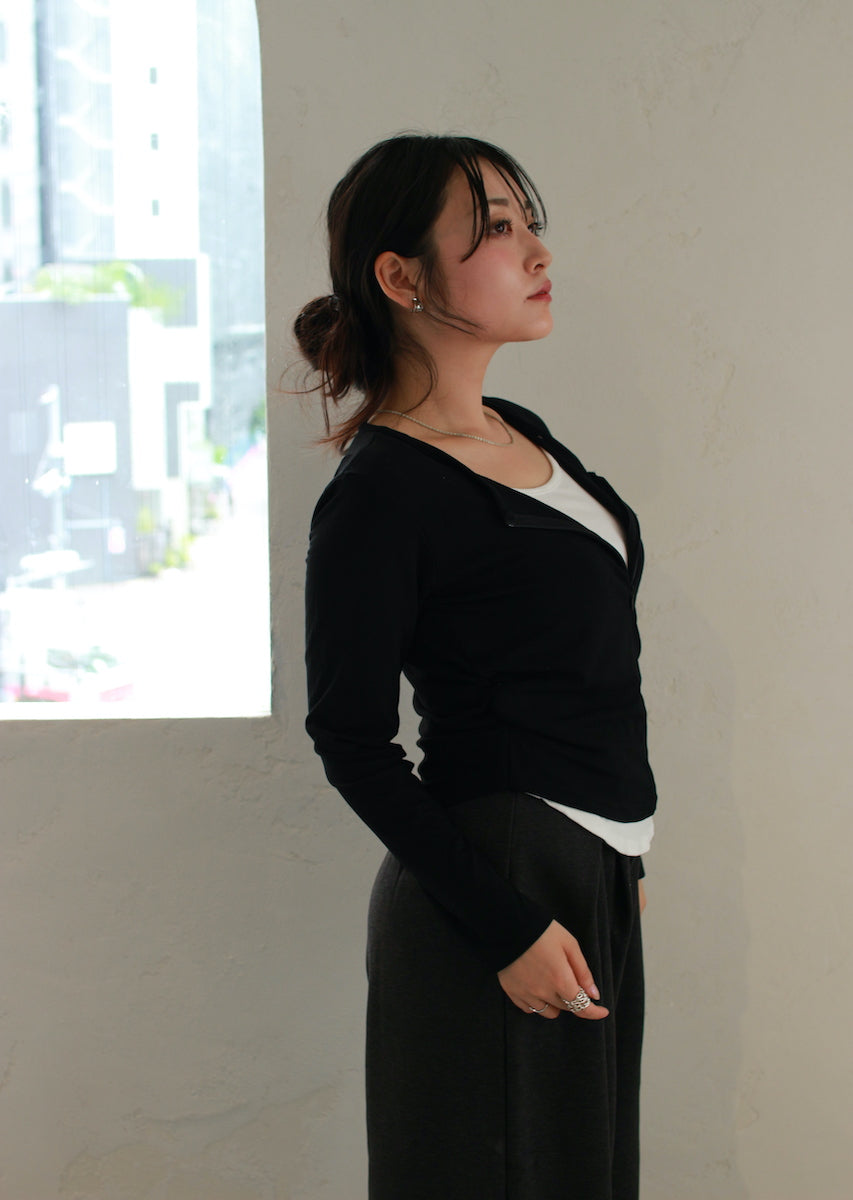 モードジップトップス