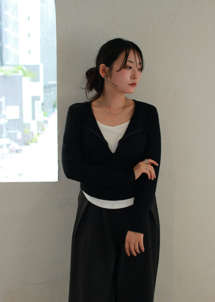 モードジップトップス