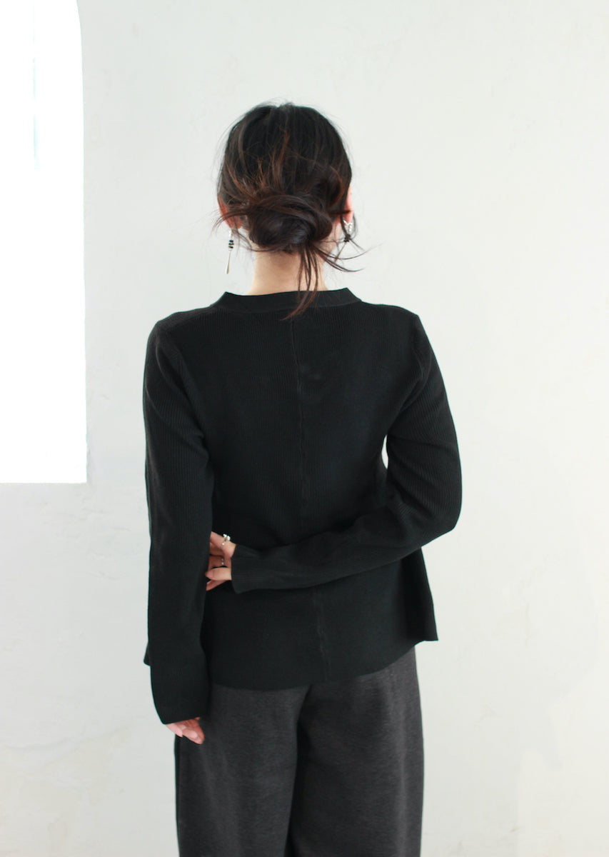 ペプラムニットカーディガン