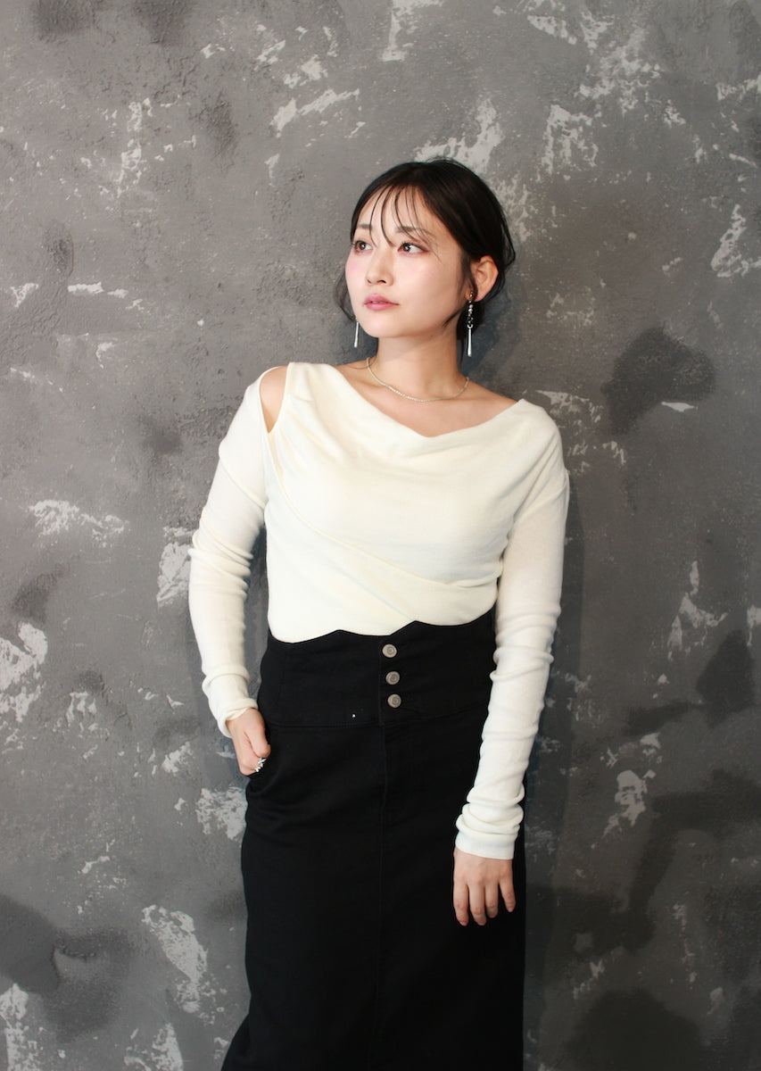 ドレープネックニットトップス