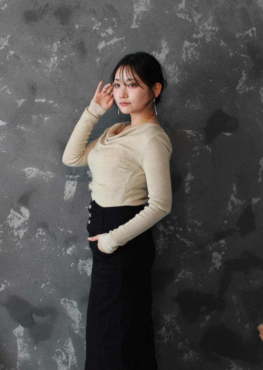 ドレープネックニットトップス