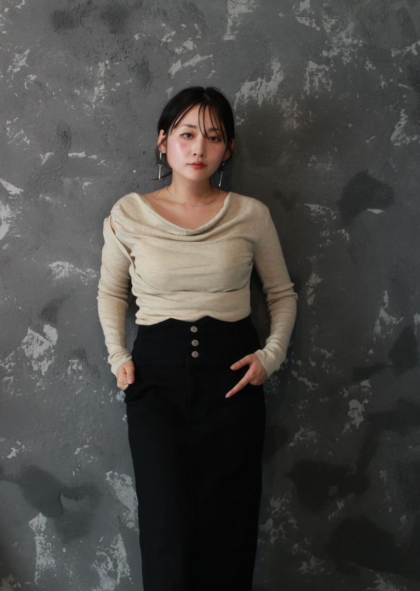 ドレープネックニットトップス