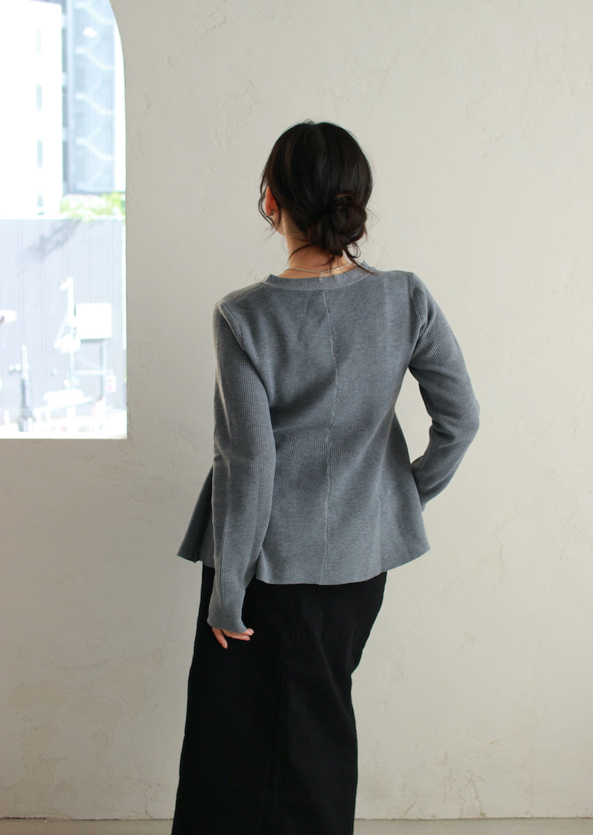 ペプラムニットカーディガン