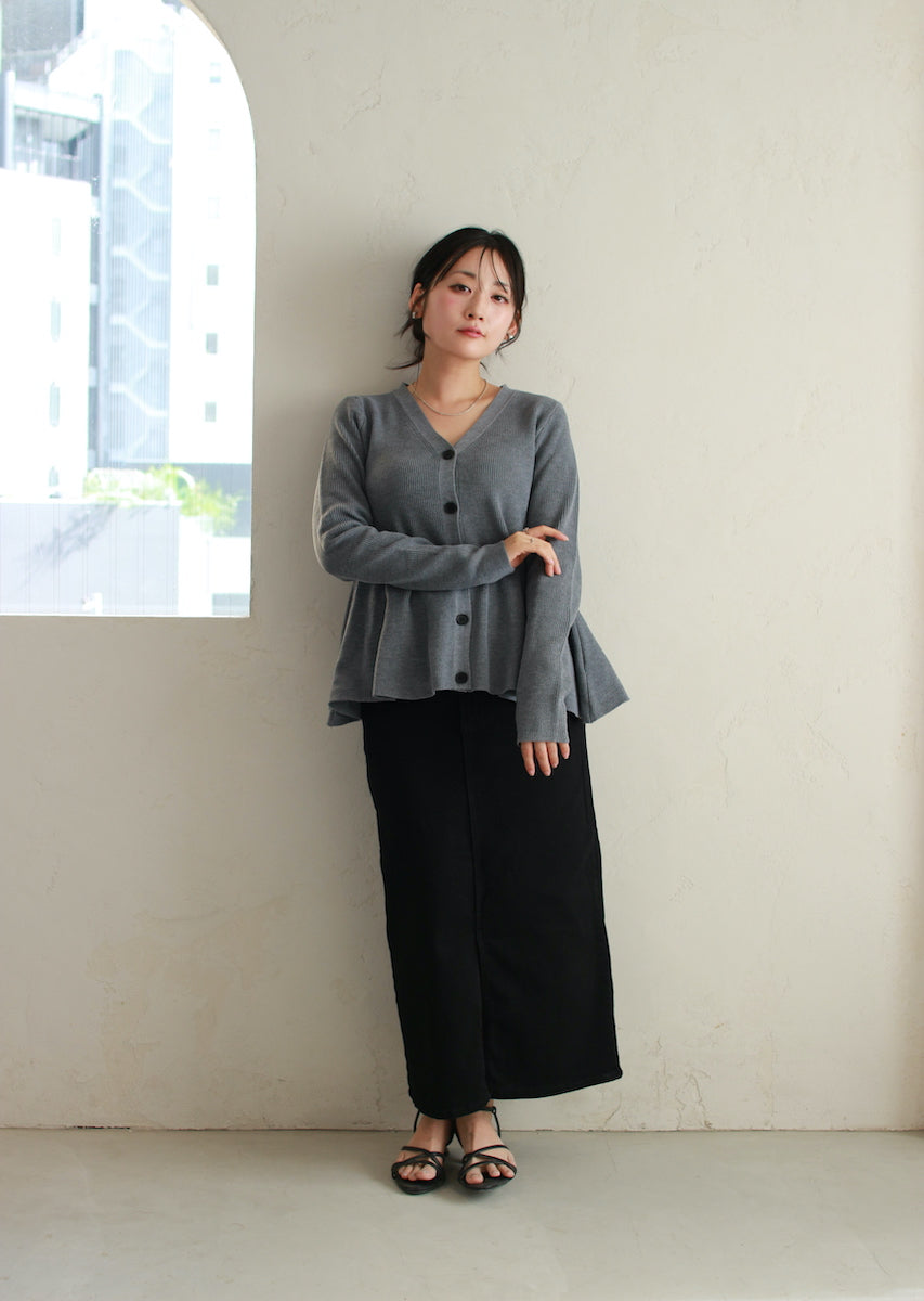 ペプラムニットカーディガン