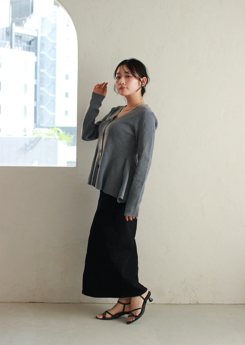 ペプラムニットカーディガン