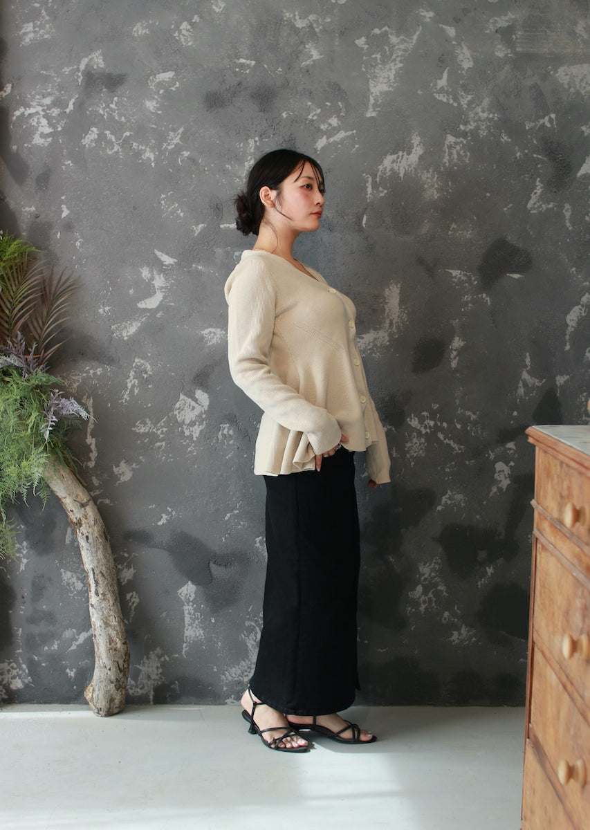 ペプラムニットカーディガン