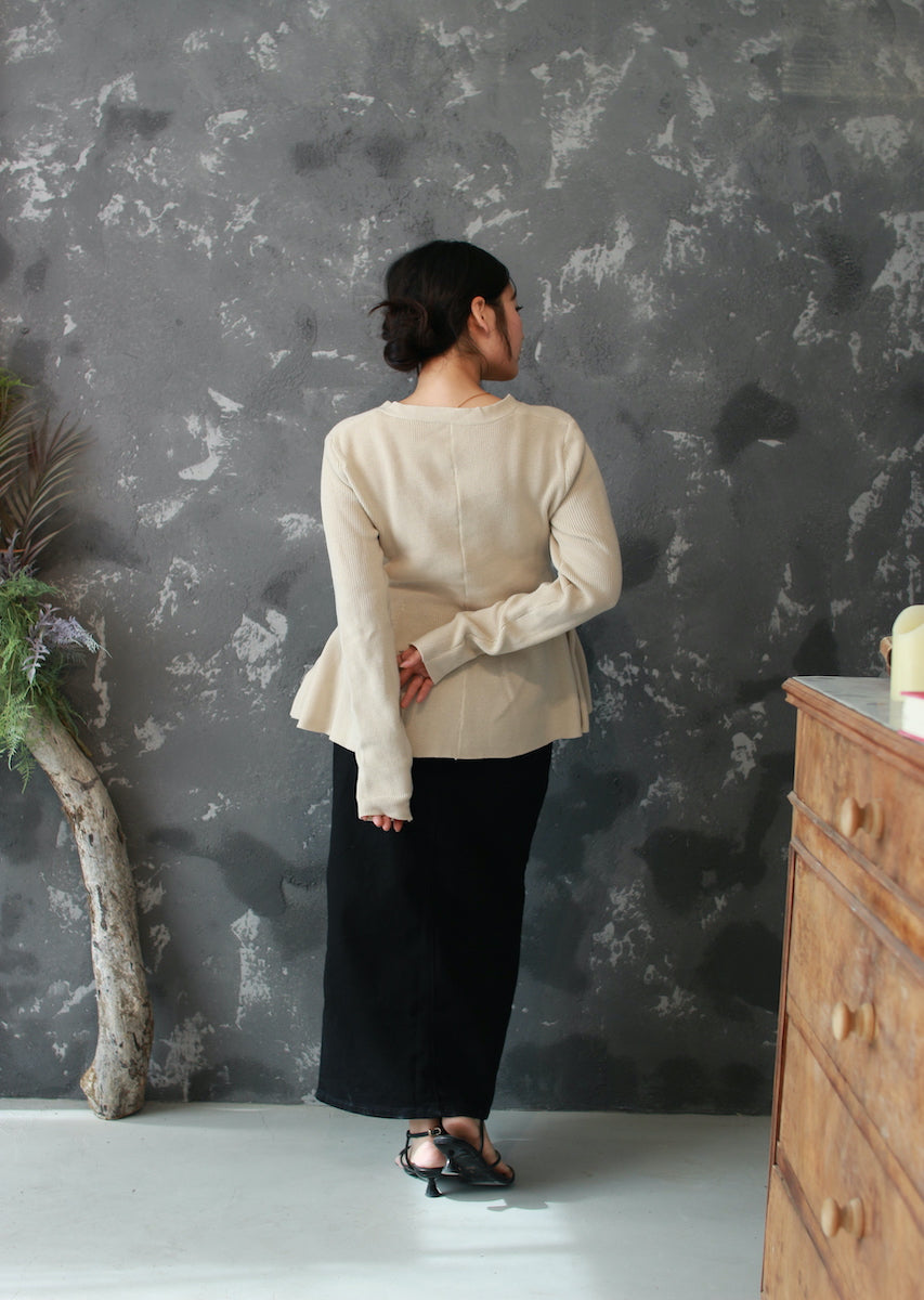 ペプラムニットカーディガン