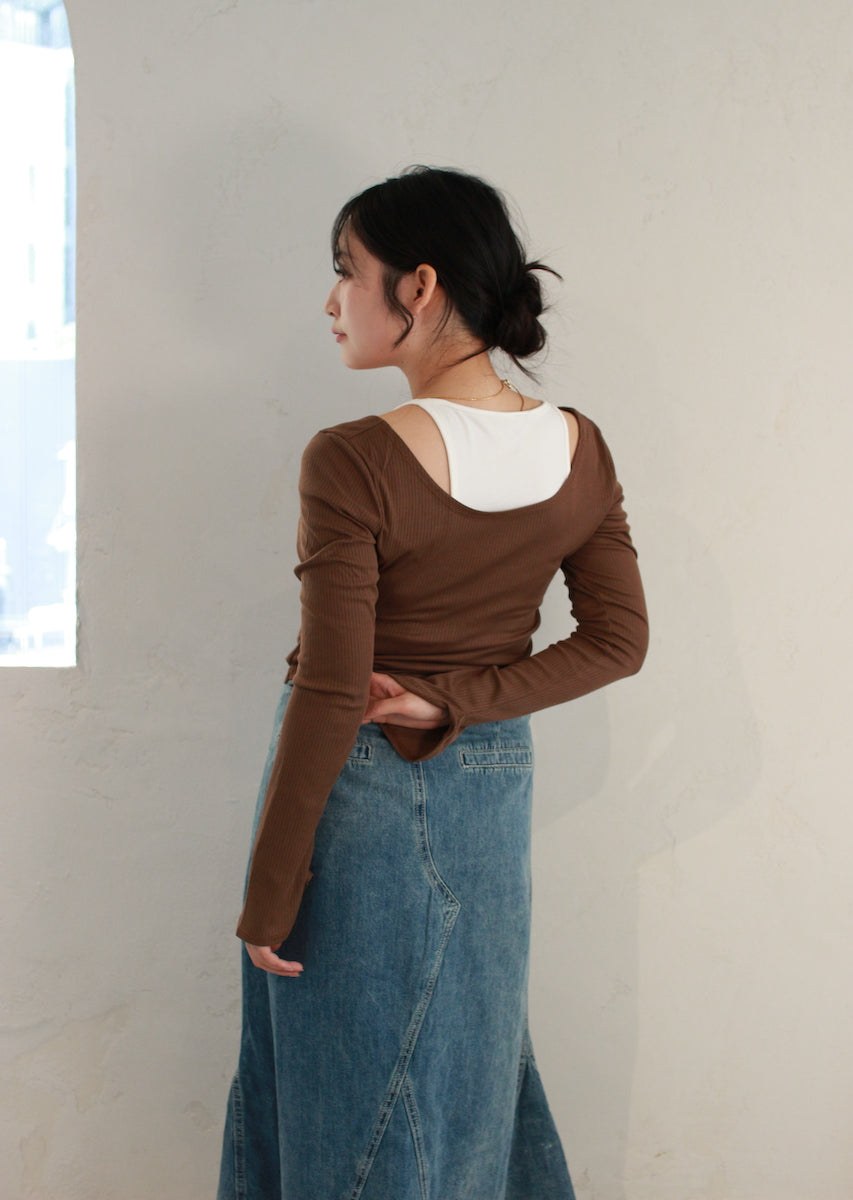 レイヤード風オフショルダートップス