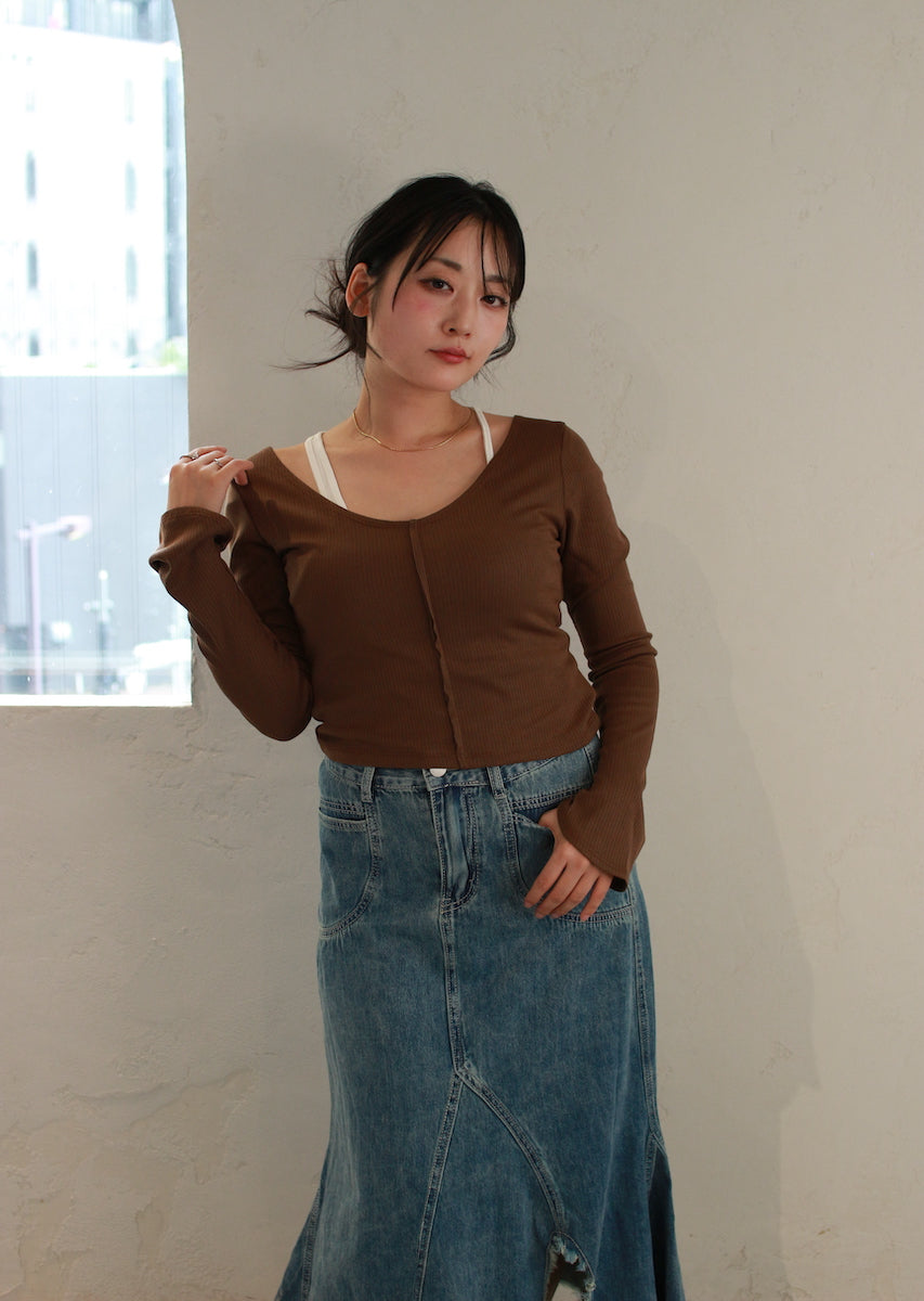 レイヤード風オフショルダートップス