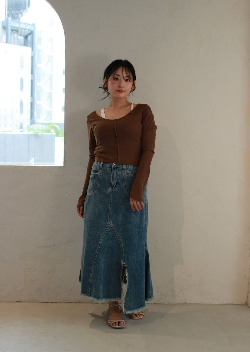 レイヤード風オフショルダートップス