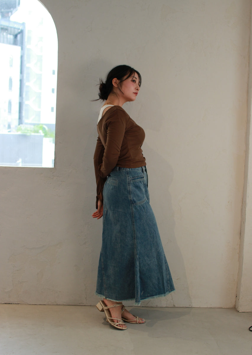 レイヤード風オフショルダートップス