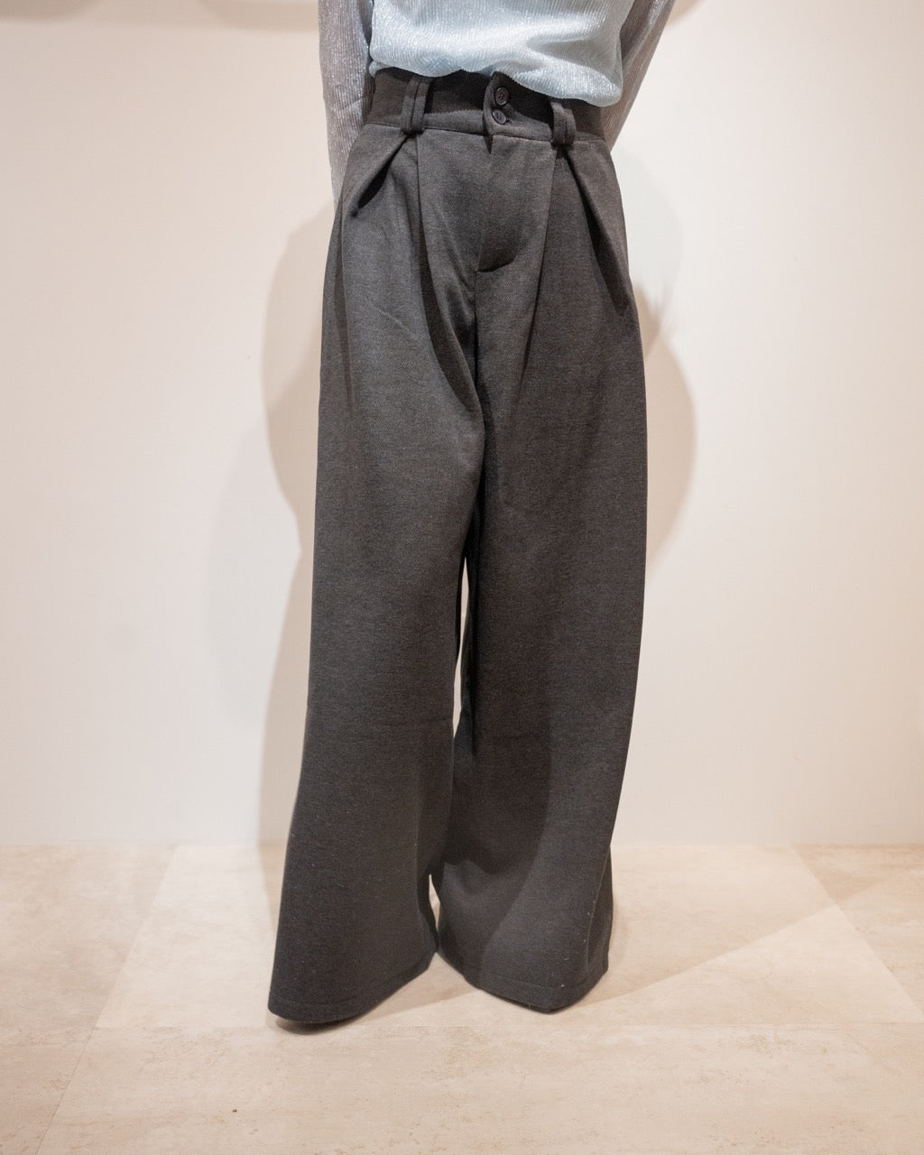 ワンボックスタックワイドパンツ